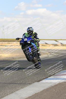 media/Nov-03-2024-TrackDaz (Sun) [[44580f4982]]/B Group/1220pm (Wheelie Bump)/